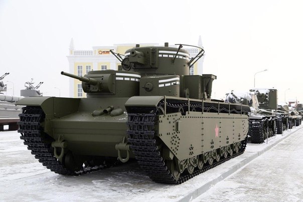 На Урале воссоздали уникальный пятибашенный танк Т-35. На Урале воссоздали уникальный 2