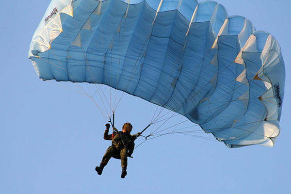 Новый парашют в РФ: полетят даже большегрузные командос. 2